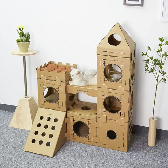 Freude am Basteln: Der DIY-Karton-Katzenbaum-Leitfaden